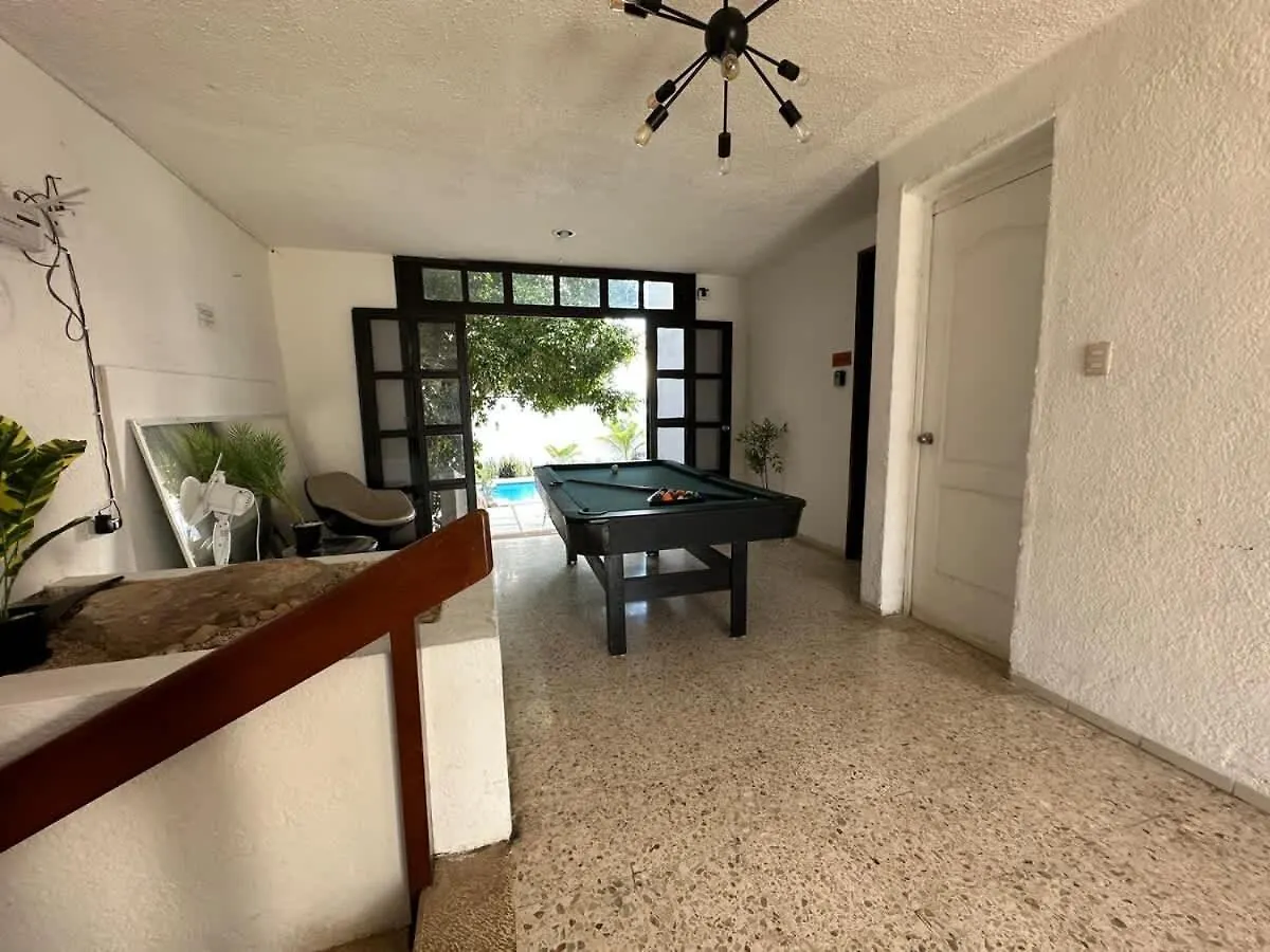 شقة فندقية ميريدا Suitable Accommodation For 6 People المكسيك