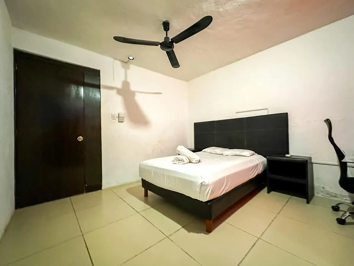 ميريدا Suitable Accommodation For 6 People 0*,  المكسيك