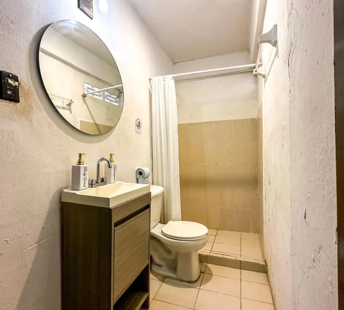 شقة فندقية ميريدا Suitable Accommodation For 6 People المكسيك